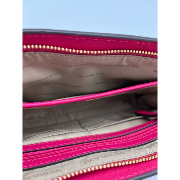 Michael Kors Jet Set Large Crossbody Clutch Ultra Pink Convertible EUC - Picture 10 of 12